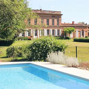 Manzana Au Chateau Lavalade , Castelsarrasin France