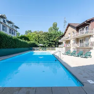 Hotel Zenitude Hôtel-résidences Les Terrasses Du, Évian-les-Bains